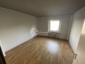 Perfekte Lage für München Pendler - toller Balkon - ruhige Lage - drei Zimmer - EBK - Schlafzimmer100