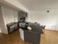 Perfekte Lage für München Pendler - toller Balkon - ruhige Lage - drei Zimmer - EBK - Küche94