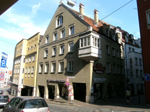 Schönes Appartement im Zentrum – direkt am Rathausplatz, 86150 Augsburg, Etagenwohnung