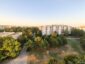 Großzügige 3-Zimmer-Wohnung mit zwei Balkonen, Stellplatz, Pool und Sauna, Am Westkreuz - Balkon Aussicht107