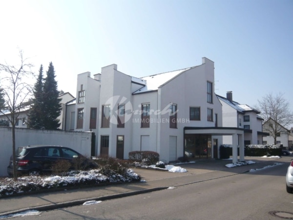 Schöne, lichtdurchflutete Vier-Zimmer-Wohnung im Herz von Gersthofen, 86368 Gersthofen, Etagenwohnung