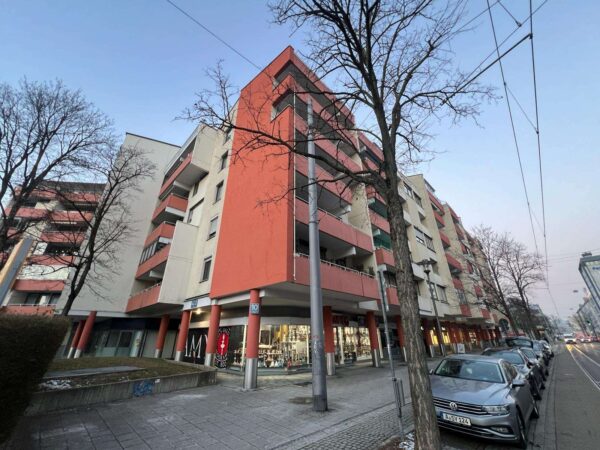 TG-Stellplatz in sanierter Tiefgarage – wenig öffentliche Parkplätze – Augsburg-Pfersee, 86157 Augsburg, Tiefgarage
