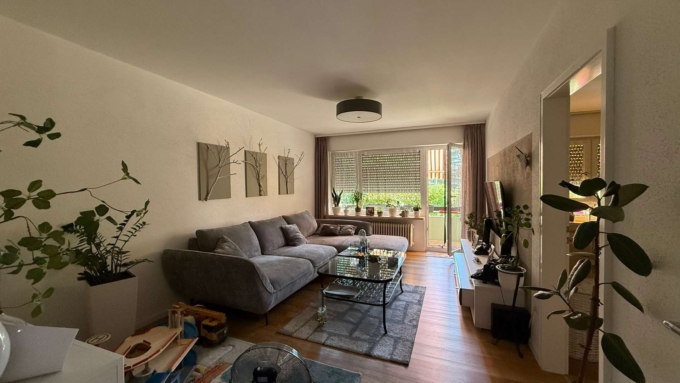 Gepflegte 2,5-Zimmer-Wohnung, eigene Terrasse, Augsburg-Lechhausen, 86167 Augsburg, Erdgeschosswohnung