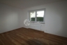 Ruhig und zentral gelegene 2-Zimmer-Wohnung - großer Balkon - Schlafzimmer leer80
