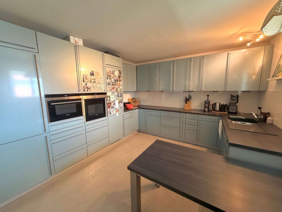 barrierefreie 2-Zimmer Wohnung mit Wintergarten, hell, Einbauküche, Keller, modern - Photo 4