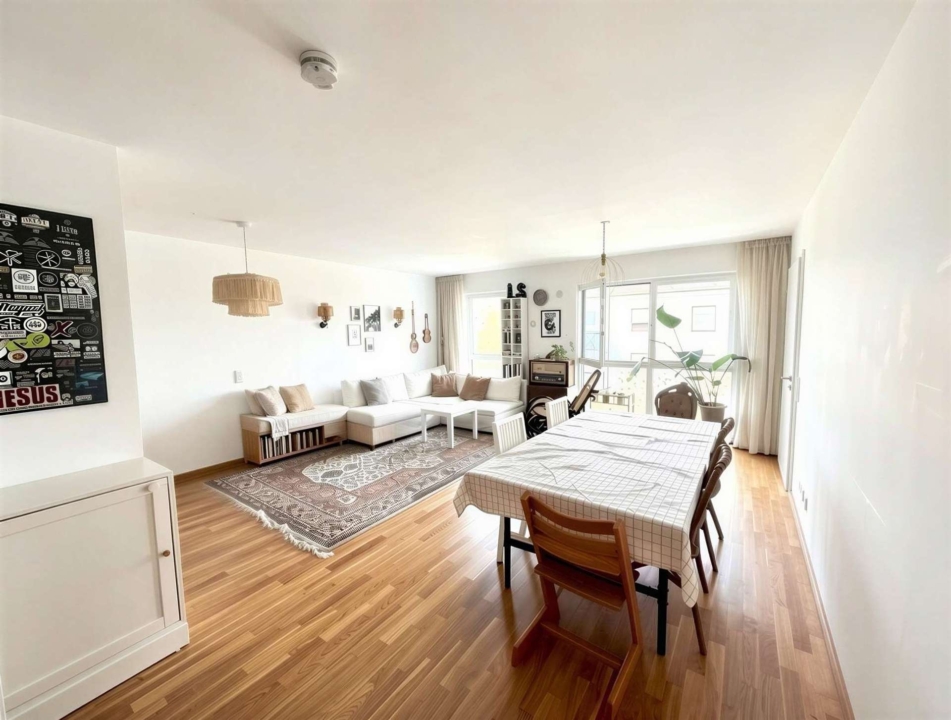 barrierefreie 2-Zimmer Wohnung mit Wintergarten, hell, Einbauküche, Keller, modern - Photo 2