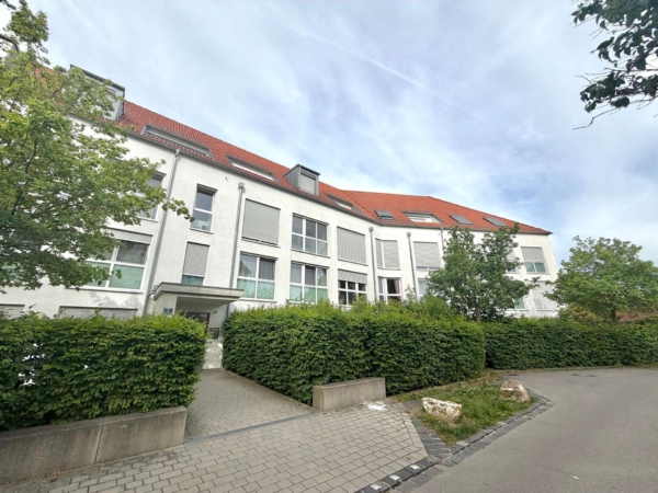 barrierefreie 2-Zimmer Wohnung mit Wintergarten, hell, Einbauküche, Keller, modern, 86159 Augsburg, Etagenwohnung