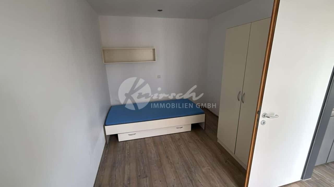 Geteiltes Studentenapartment, möbliert, Einbauküche, Dusche, top Anbindung, zentral im Univiertel - Schlafzimmer114