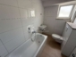 - 4 ZKB mit Garten und Garage - - Badezimmer44