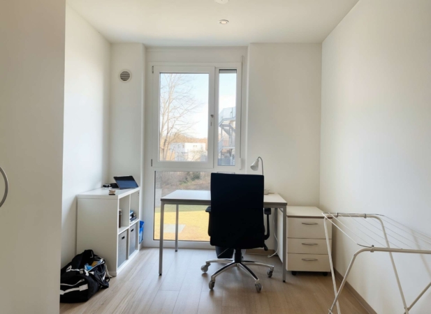 Geteiltes Studentenapartment, möbliert, Einbauküche, Dusche, top Anbindung, zentral im Univiertel, 86159 Augsburg, Wohnung
