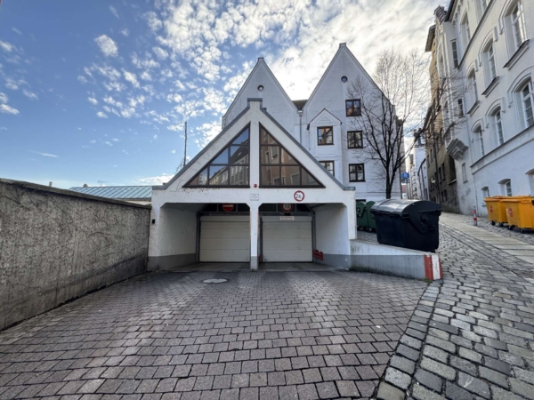 Sicherer TG Stellplatz im Herzen Augsburgs nahe der Maximilianstraße, 86150 Augsburg, Tiefgarage