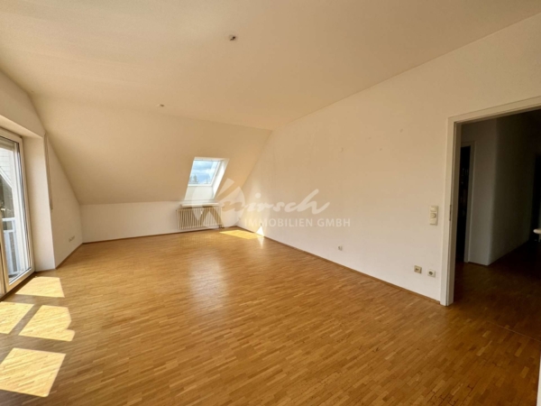 PROVISIONSFREI – Lichtdurchflutete 3-Zimmer-Wohnung mit großem Balkon, ruhiger Lage, Einbauküche, 81673 München, Etagenwohnung