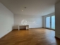 Neubau! Münchner Westen - 3-Zimmer in idealer Lage - großzügige Gartenanlage - TG-Stellplatz - Wohnzimmer108