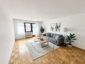 3-ZKB mit Balkon in Haunstetten – gepflegt, bezugsfrei, mit Modernisierungspotenzial - Einzelgarage - Wohnzimmer - (KI generiert)131