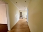 Einzigartiges, ruhiges Traumhaus zentral in Königsbrunn mit Indoor-Pool und Outdoorbecken - Flur OG von Badezimmer115