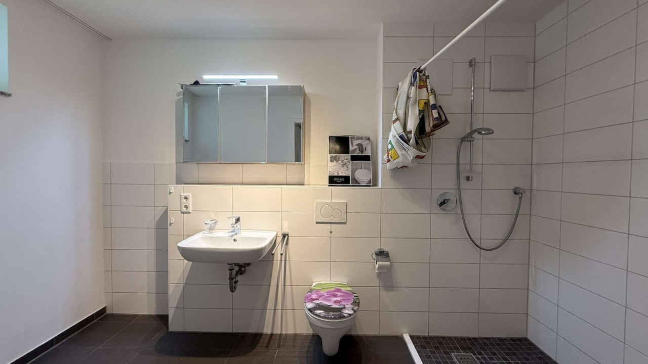 Moderne 2ZKB-Wohnung mit Wintergarten, hell, Keller, Dusche - Foto 3