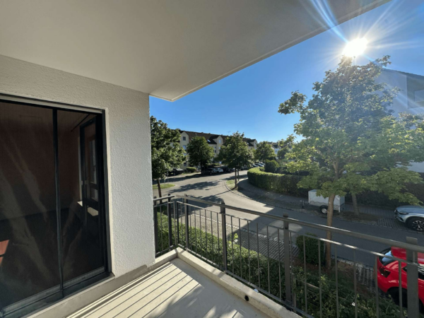 Bezugsfrei** gepflegte Balkon Wohnung in Königsbrunn, 86343 Königsbrunn, Etagenwohnung